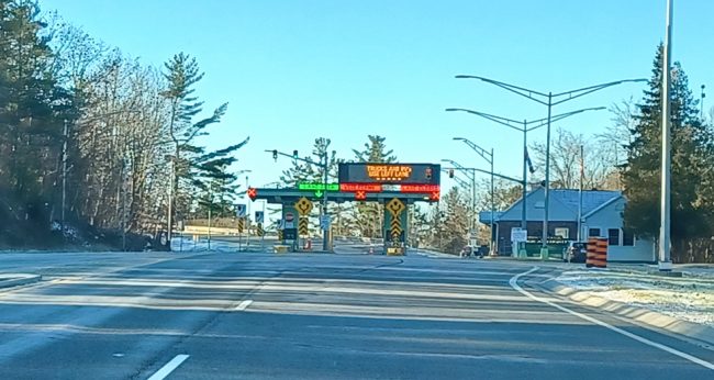 Toll pay station for the 1000 Islands bridge - Ontario side